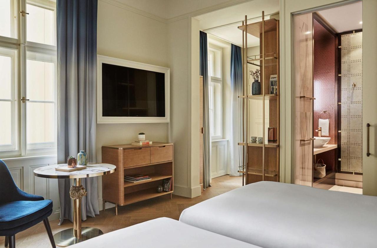 Andaz Prague, By Hyatt Готель 5*