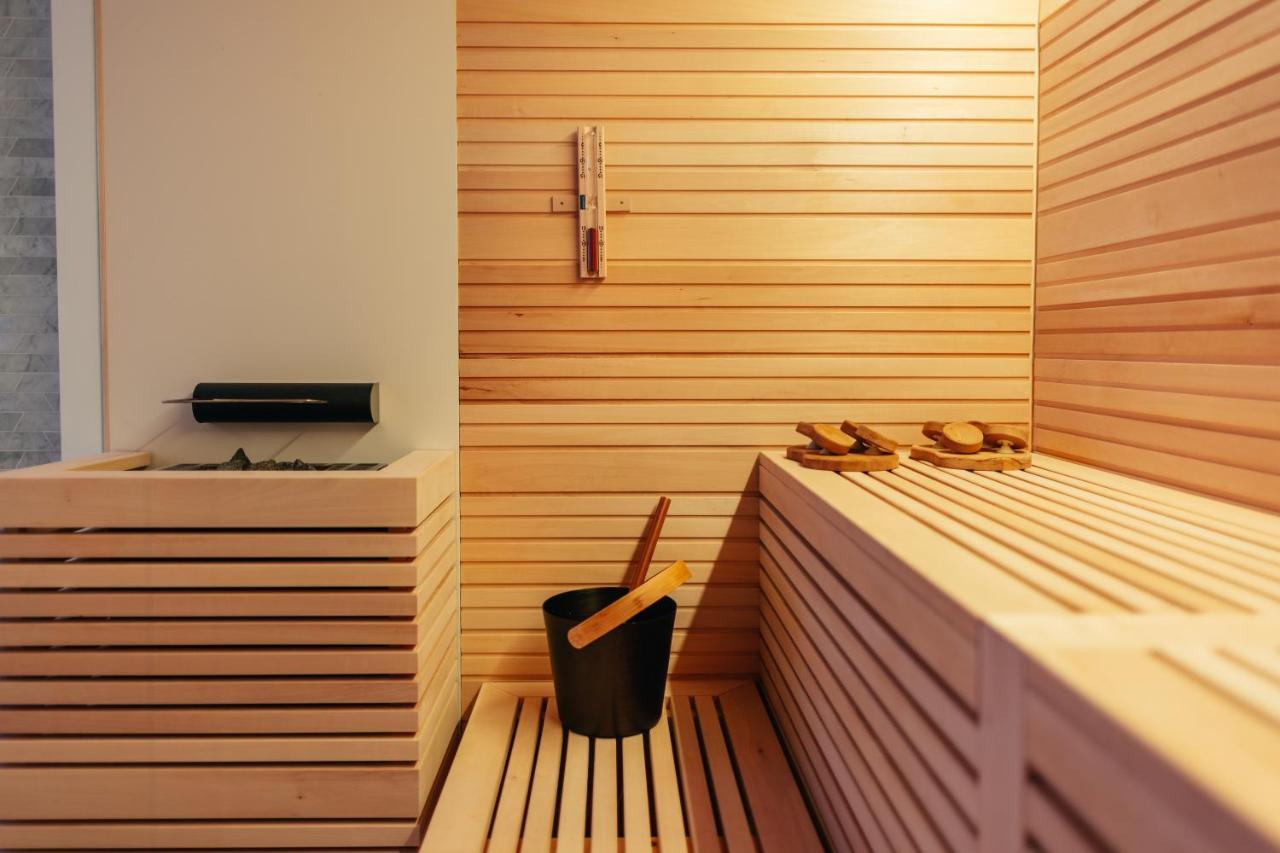 Готель Andaz Prague, By Hyatt 5*